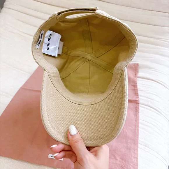 BRAND NEW MIUMIU HAT WITH DUST BAG, L - Picture 7 of 8